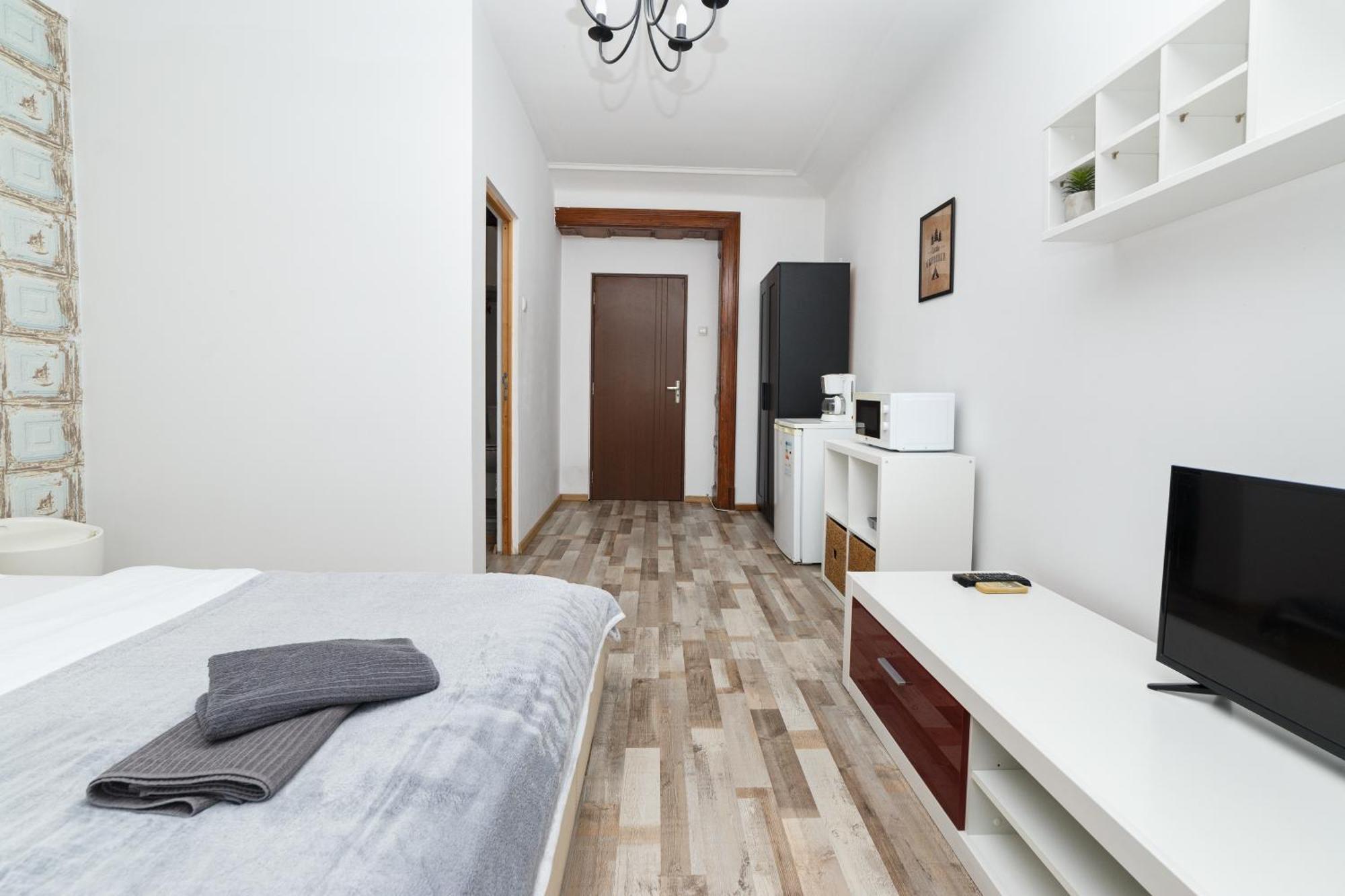 Color Apartments Blanari Street Bucharest Exterior photo